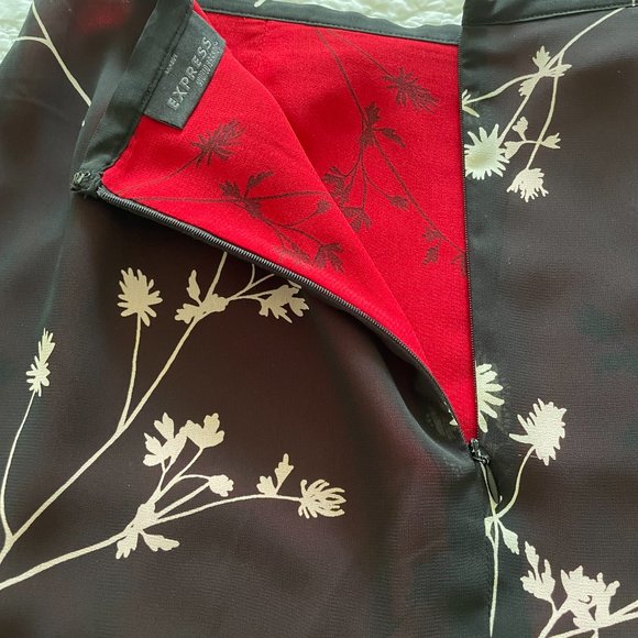EXPRESS SKIRT - Picture 6 of 9